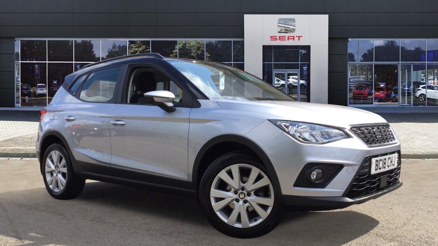 Used Seat Arona Tsi Se Technology Dr Petrol Hatchback For Sale